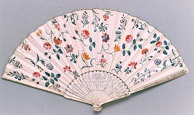 17C typical floral reverse of an English fan 17thflow